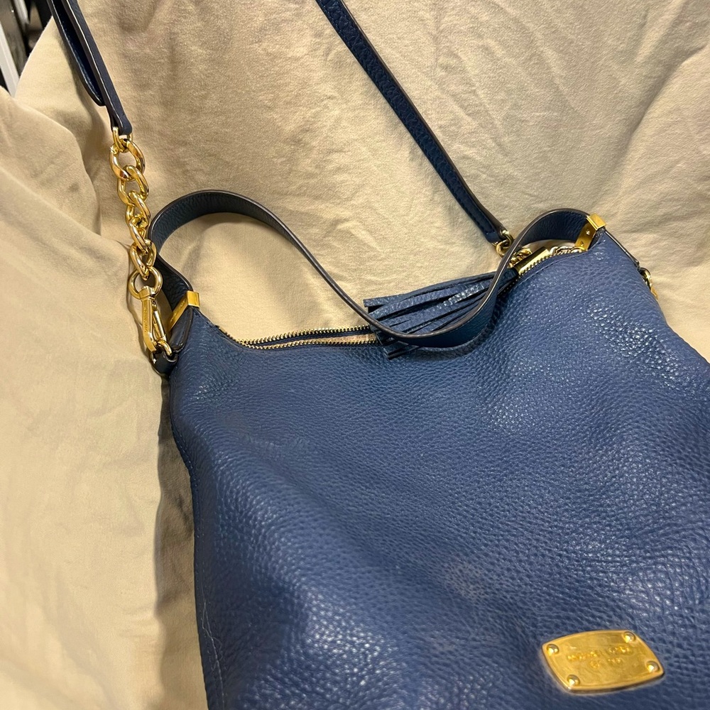 Michael Kors Crossbody Navy Blue